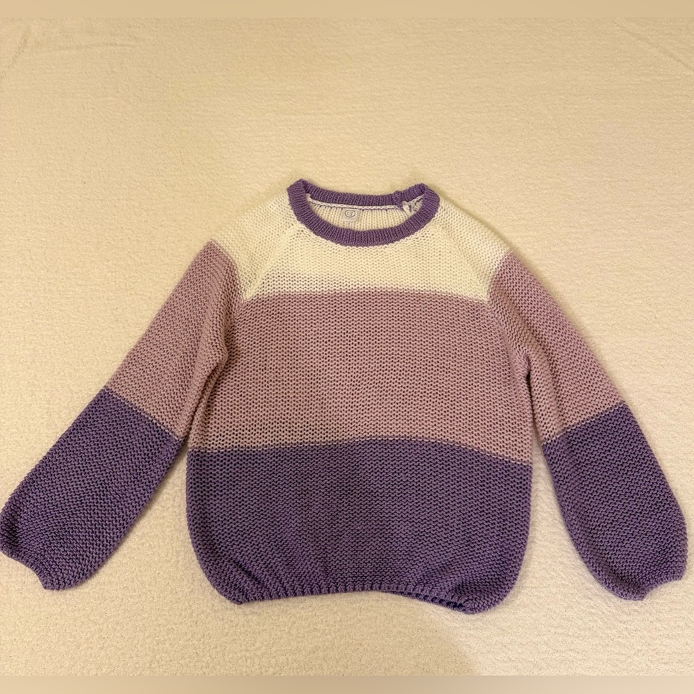 Elegant Colorblock Sweater - Lavender and Cream